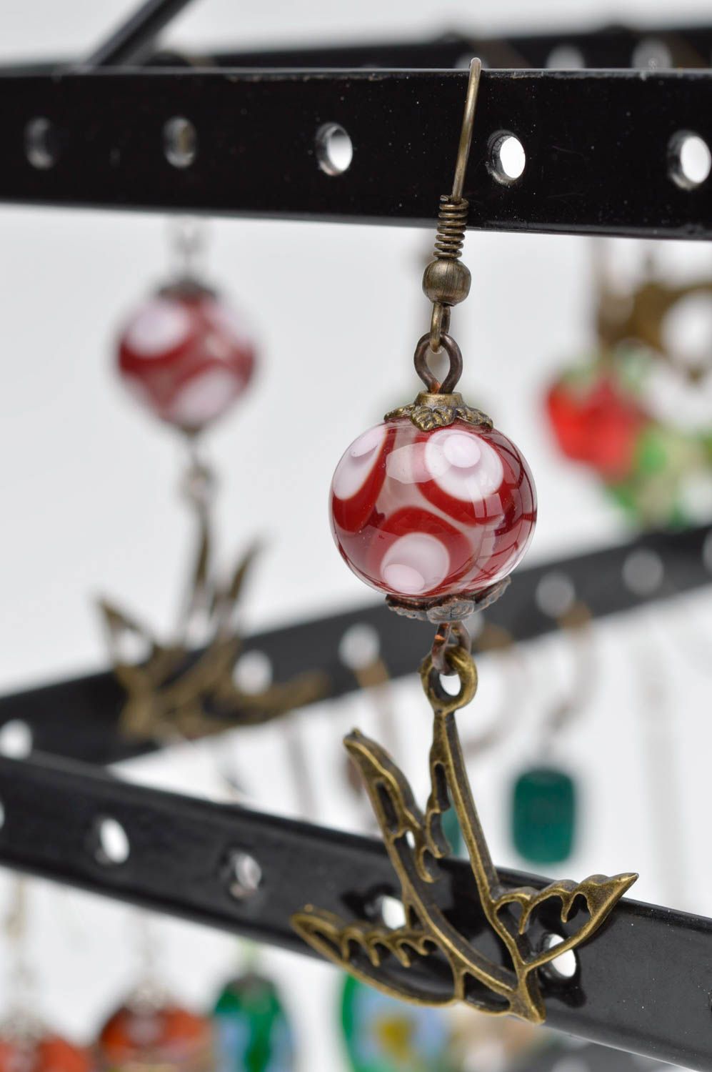 Handmade Accessoire für Frauen Damen Schmuck Glas Ohrringe modisch rot foto 1
