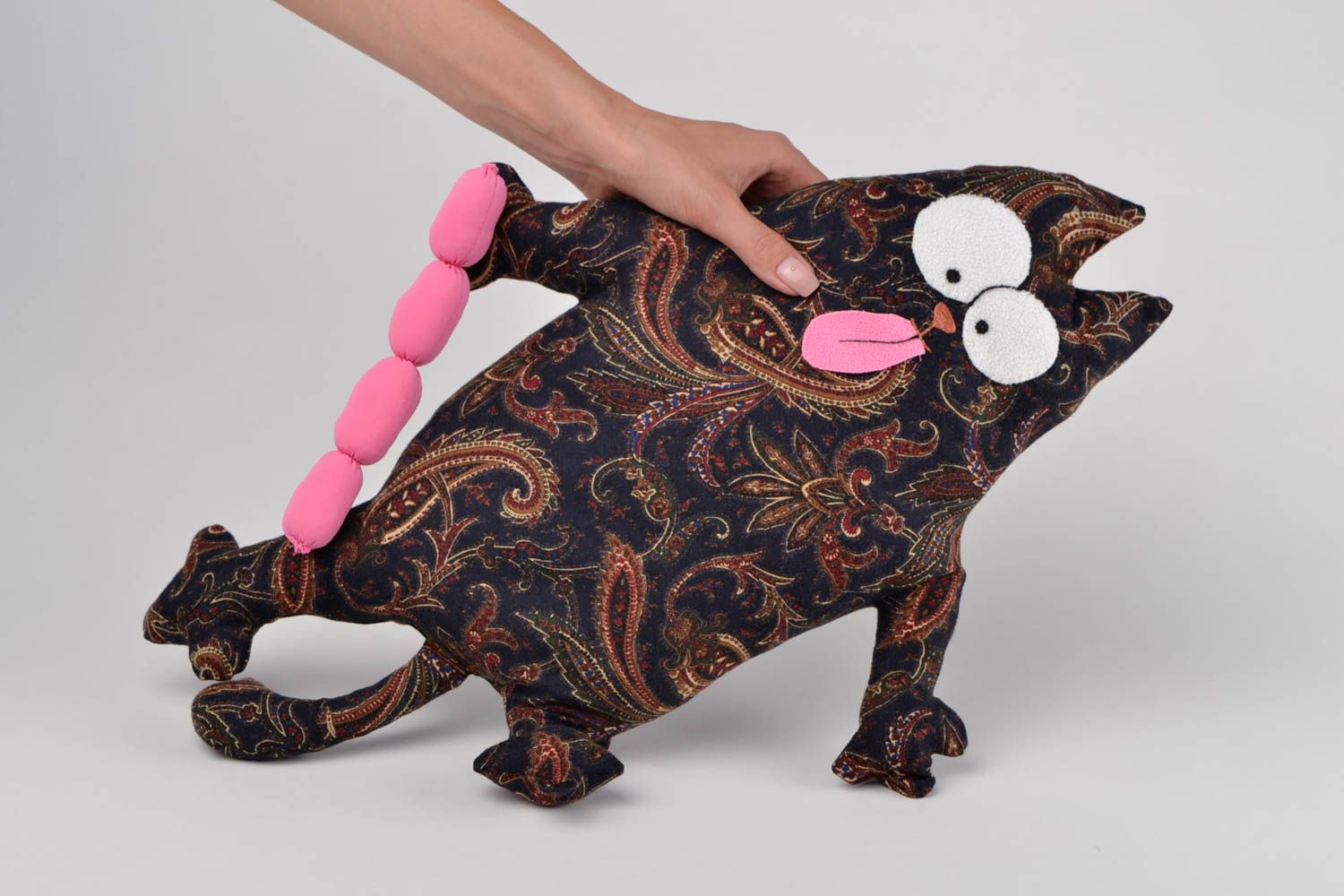 Подушка игрушка ручной работы мягкая игрушка в виде кота декор для дома фото 2