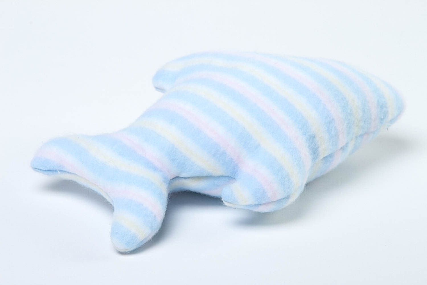 Handmade Kuscheltier Fisch Stoff Tier Kleinkinder Spielzeug blau gestreift foto 2