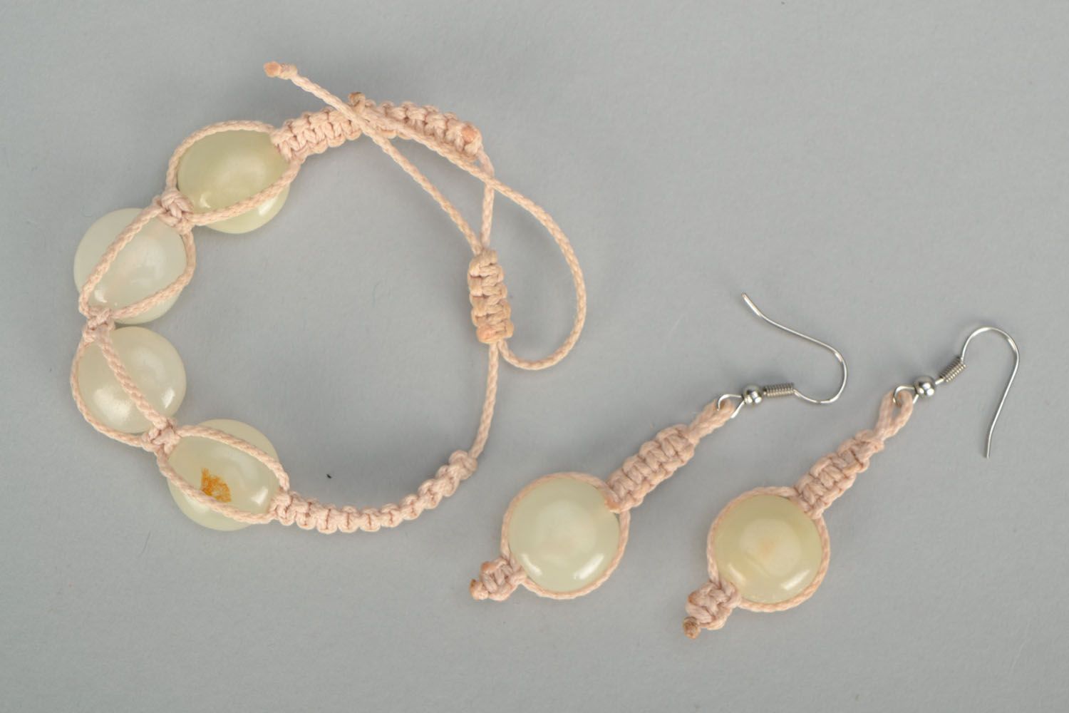 Jewelry set with natural stones photo 2