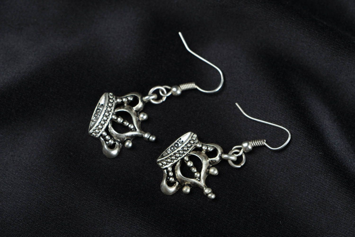 Metal earrings Royal photo 1