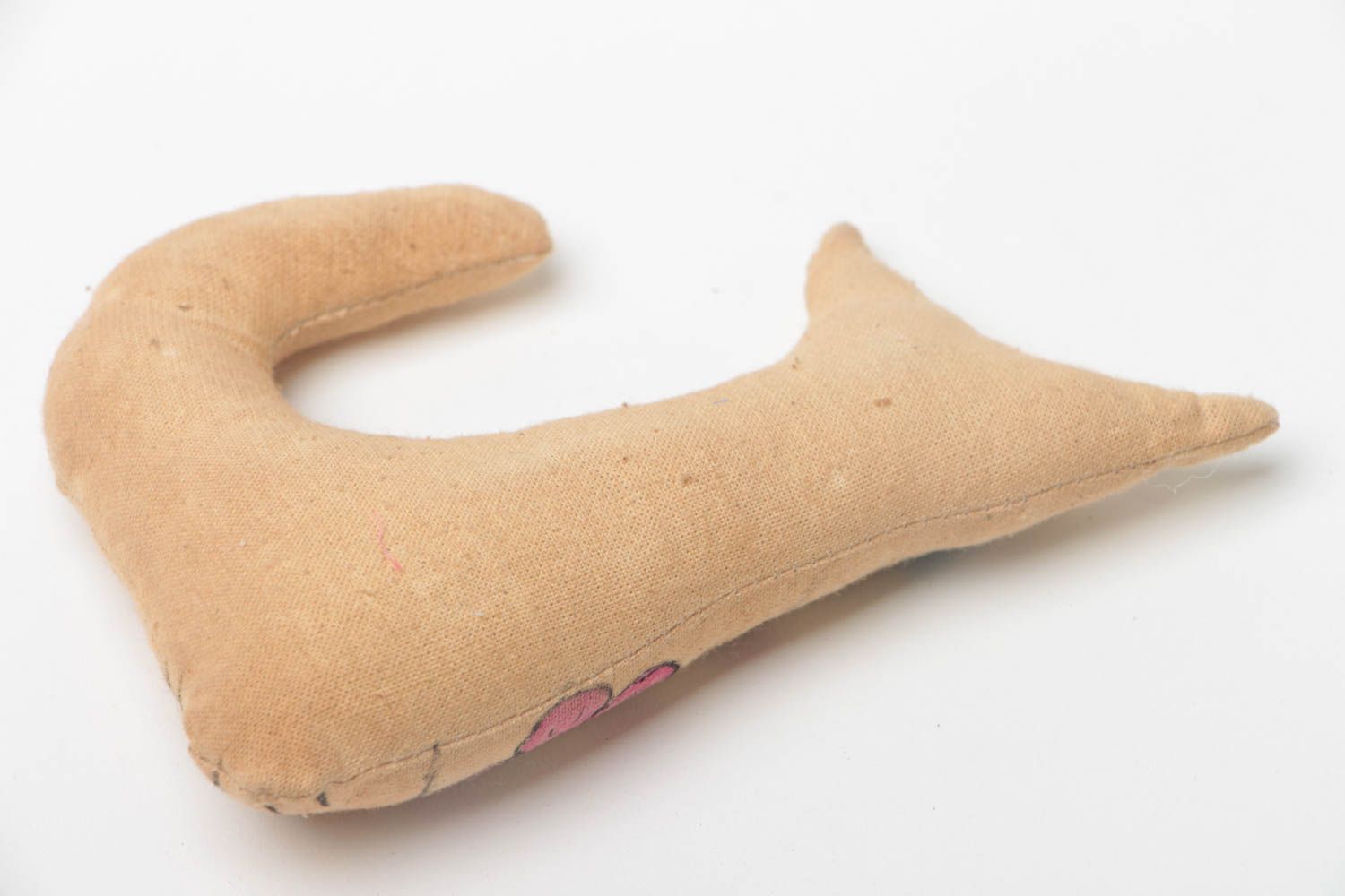 Мягкая игрушка ручной работы кошечка из бязи расписанная акриловыми красками фото 4