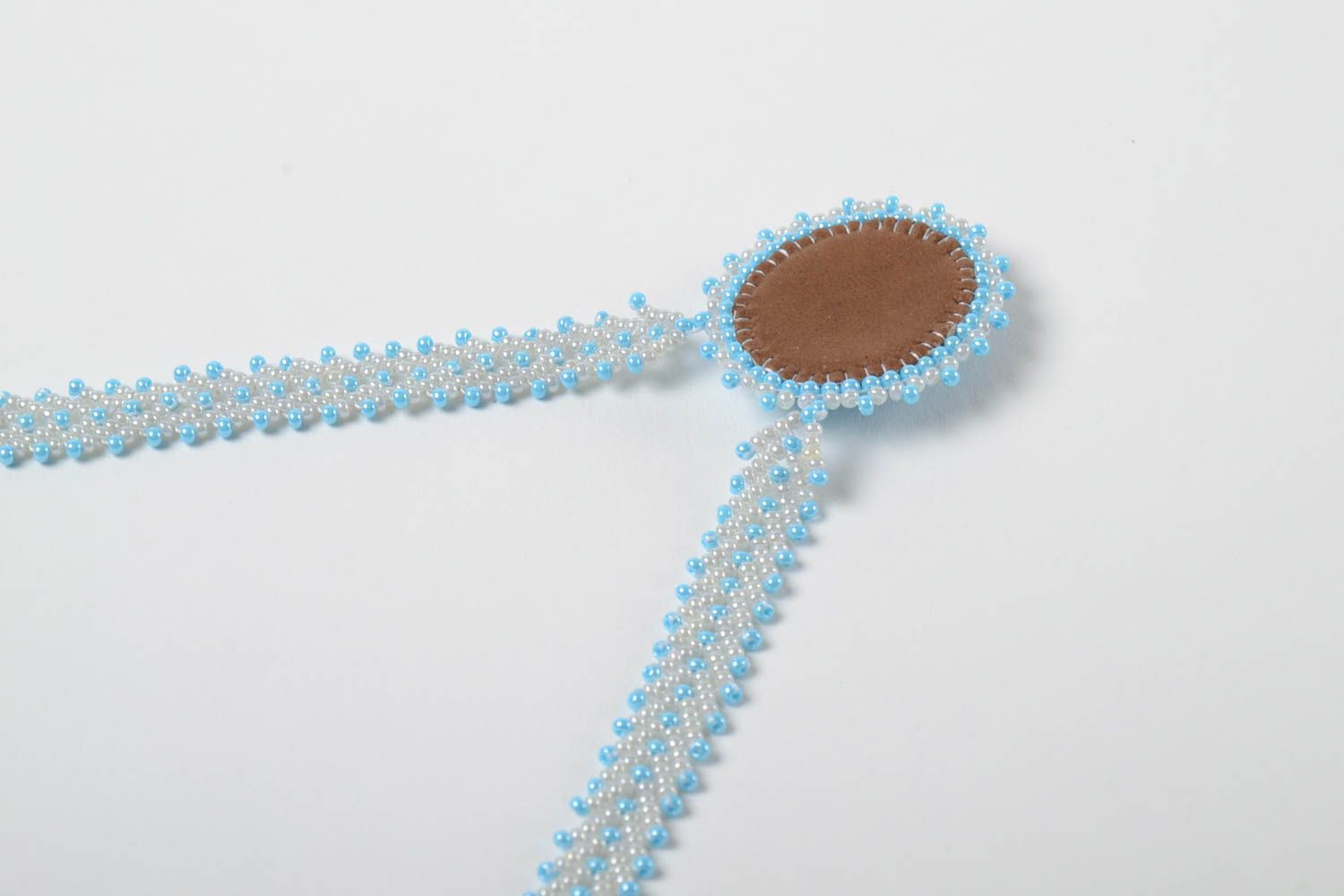 Collier fantaisie Bijoux fait main en perles de rocaille bleu clair Cadeau femme photo 4