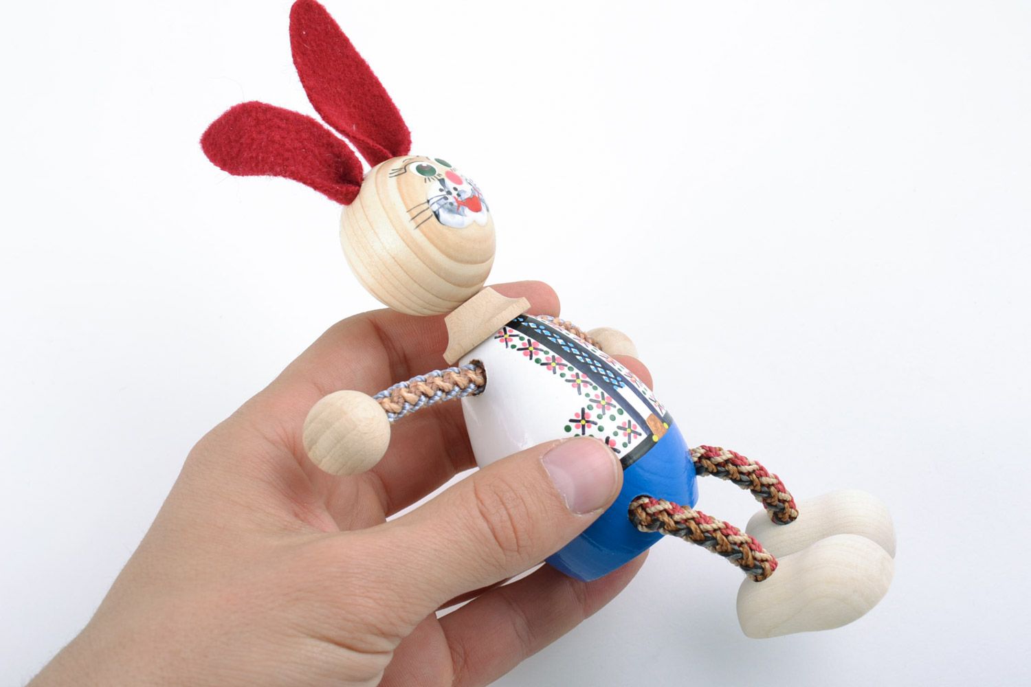 Handmade bemaltes Holz Spielzeug Hase mit langen Ohren Geschenk für Kind  foto 2
