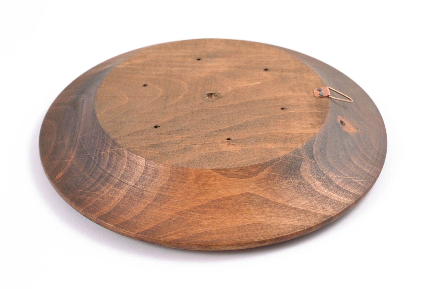 Тарелка из дерева декоративная на стену резная фото 4