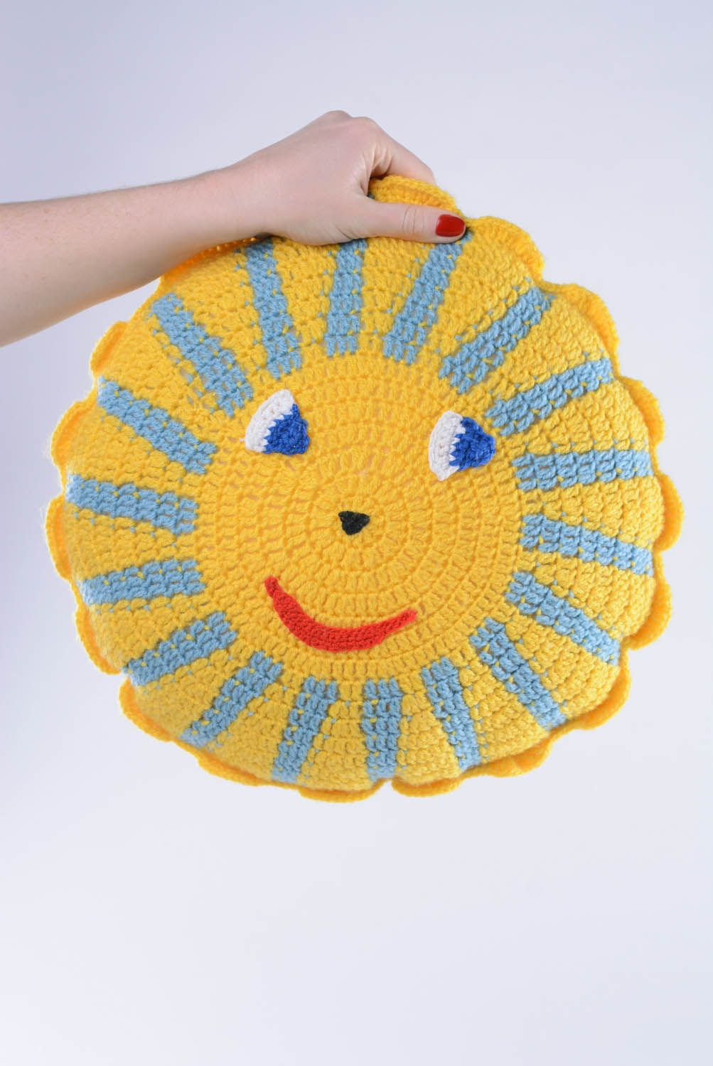 Jouet mou tricoté main Soleil coussin décoratif photo 2