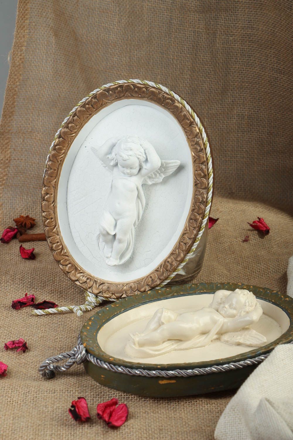 Plaster bas-relief Angel photo 5