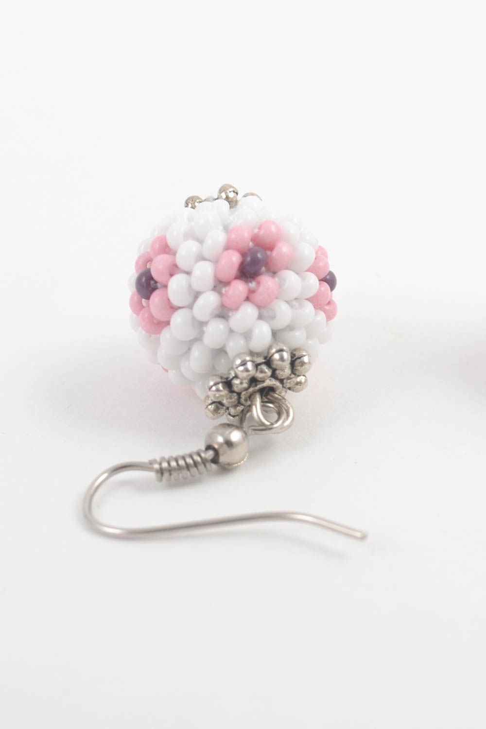 Handmade tender elegant earrings stylish beaded earrings dangling earrings photo 5