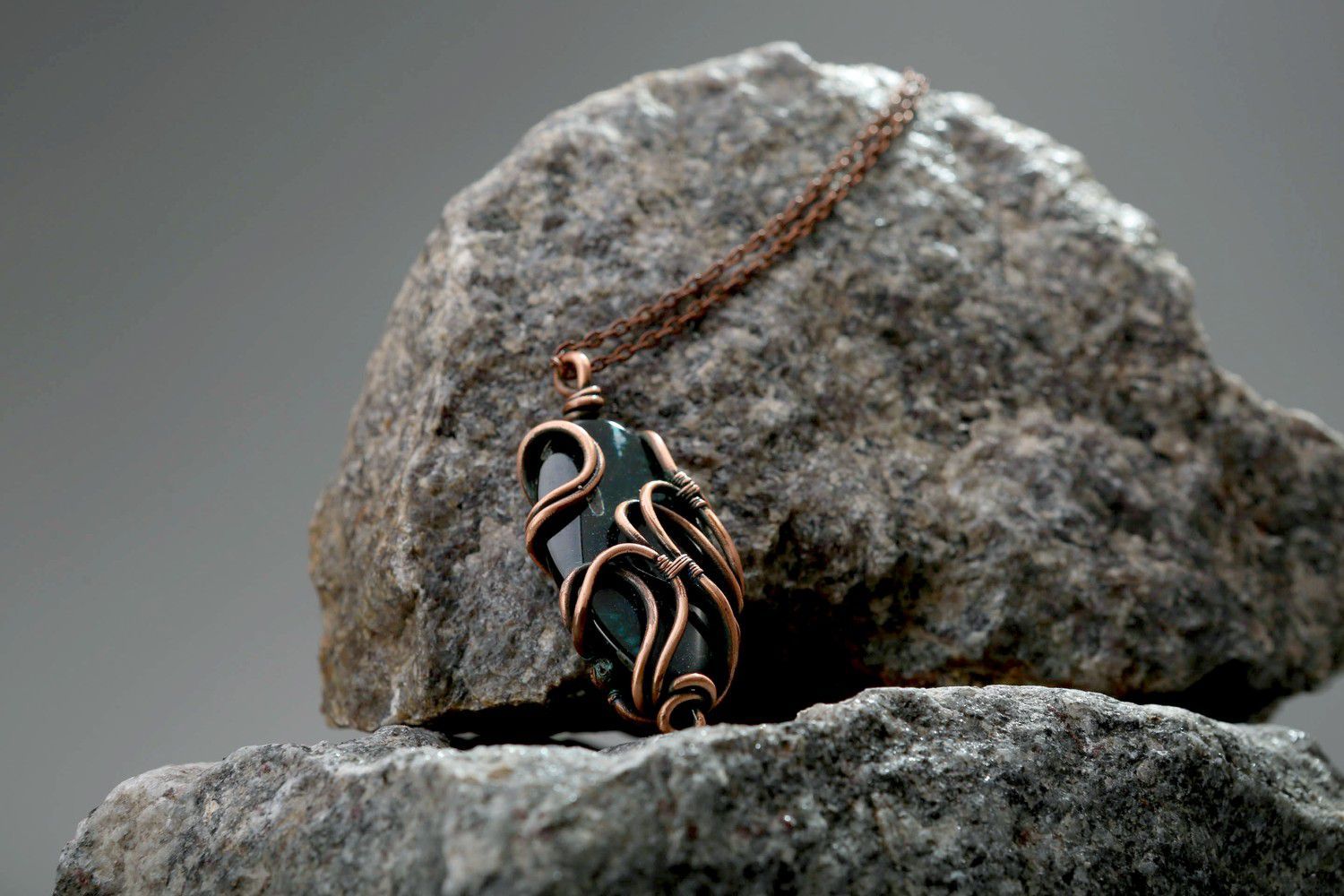 Pendant with agate Emerald wind photo 2