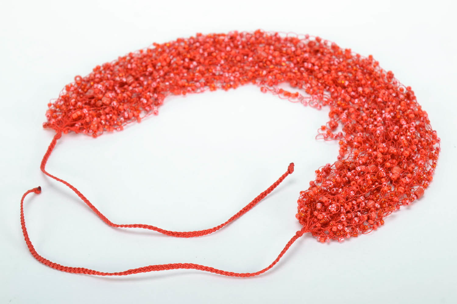 Collier rouge en perles de rocaille Corail photo 1