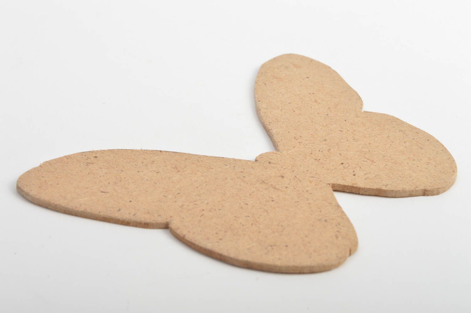 Sujet à décorer en bois brut fait main figurine papillon plate pour serviettage photo 3