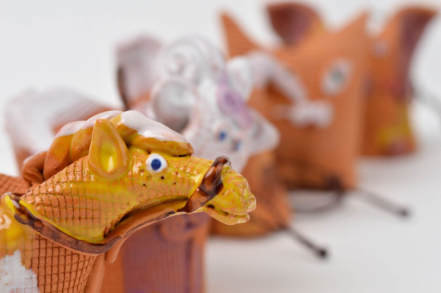 Handmade kleine Glöckchen Tiere aus Ton Deko Aufhänger Set 5 Stück Keramik Deko  foto 5