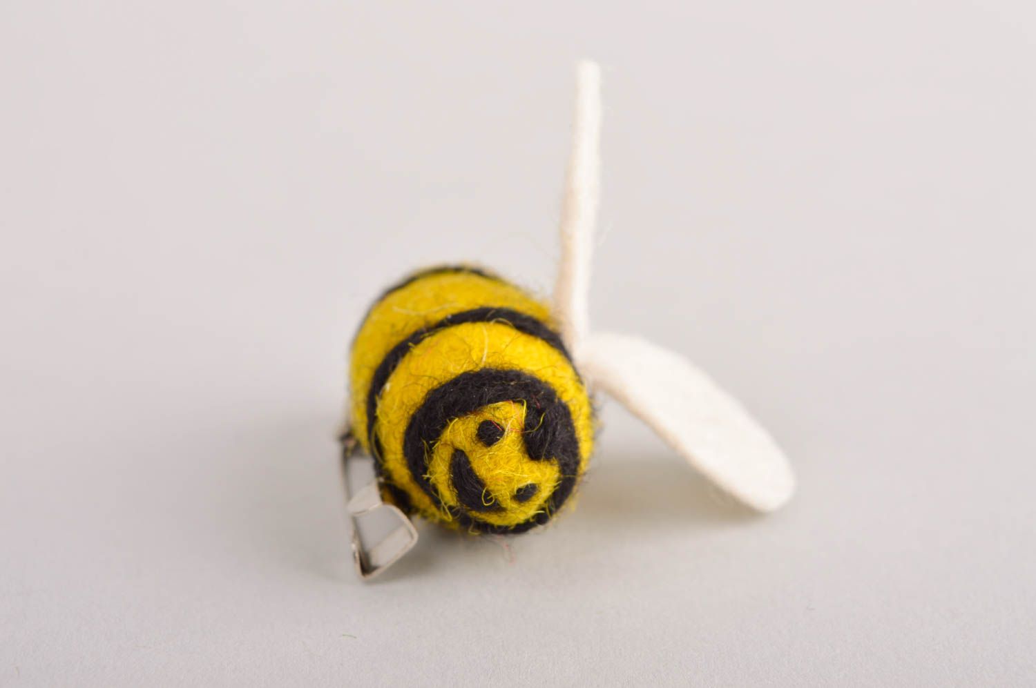 Handmade Brosche Tier Accessoire für Frauen Designer Schmuck grelle Biene foto 3