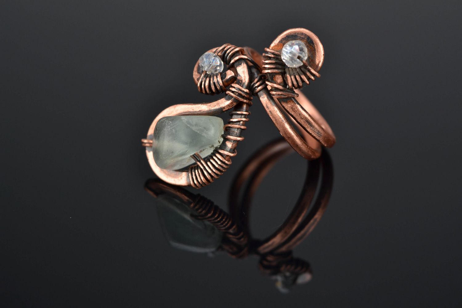 Wire wrap copper ring with fluorite photo 1