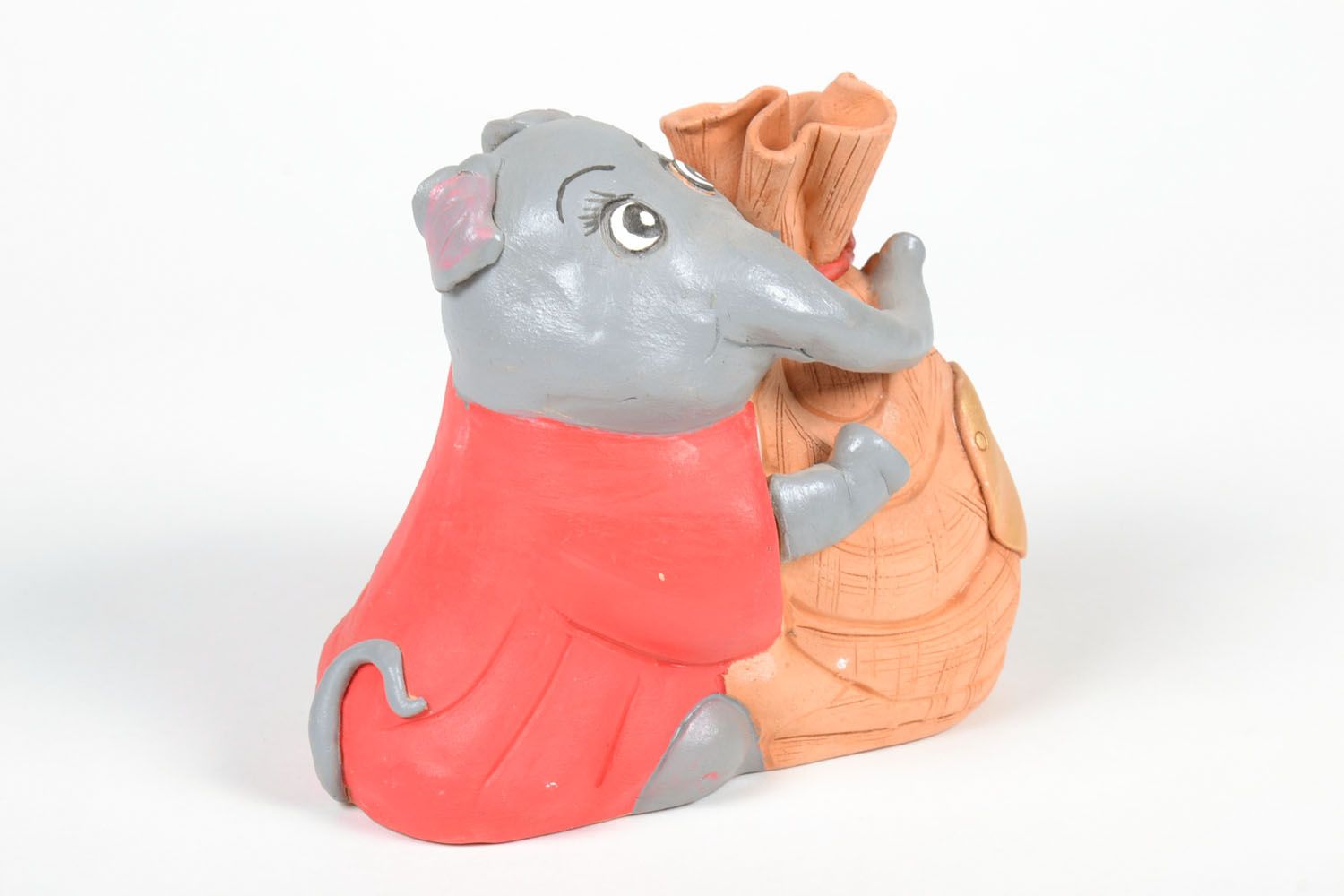 Hucha de cerámica con forma de elefantito foto 2
