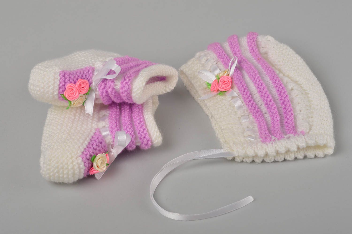 Chaussons bébé fait main Bonnet bébé tricotés au crochet Vêtement bébé fille photo 3