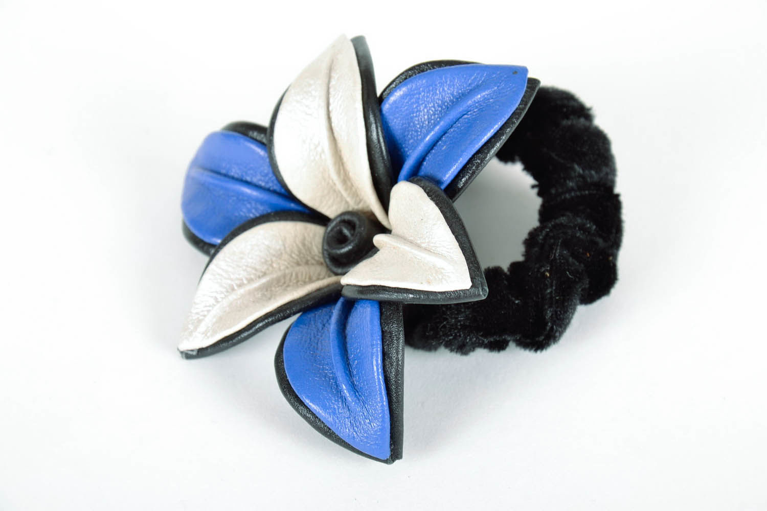 Hair tie with leather flower photo 5
