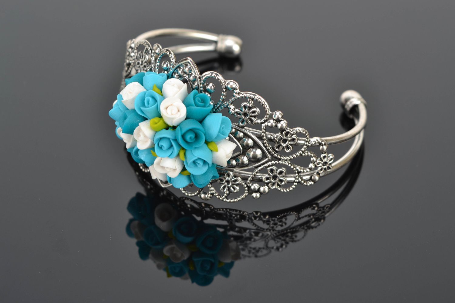 Lacy designer bracelet with polymer clay flowers photo 2