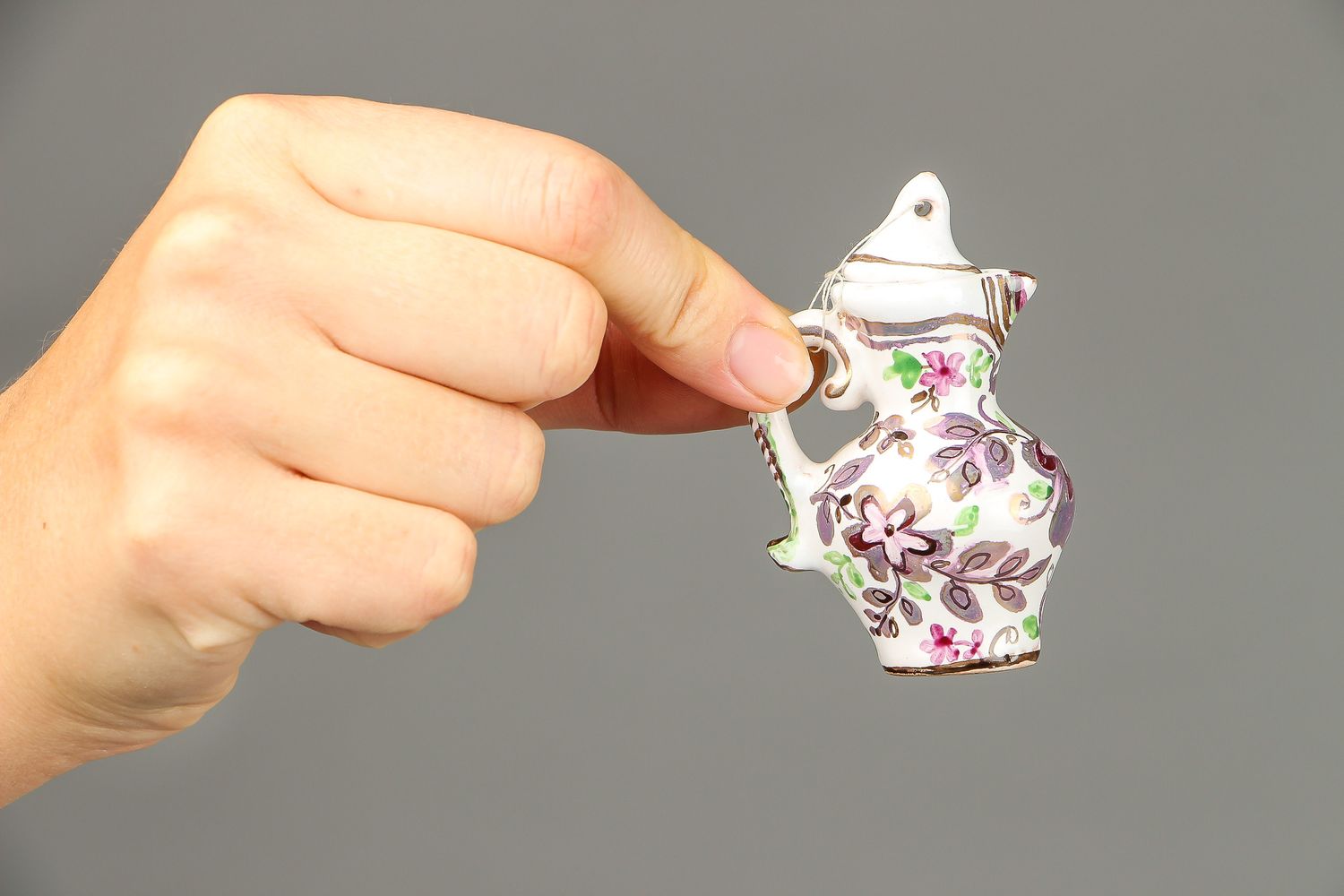 Petit vase en céramique décoratif avec couvercle fait main photo 4