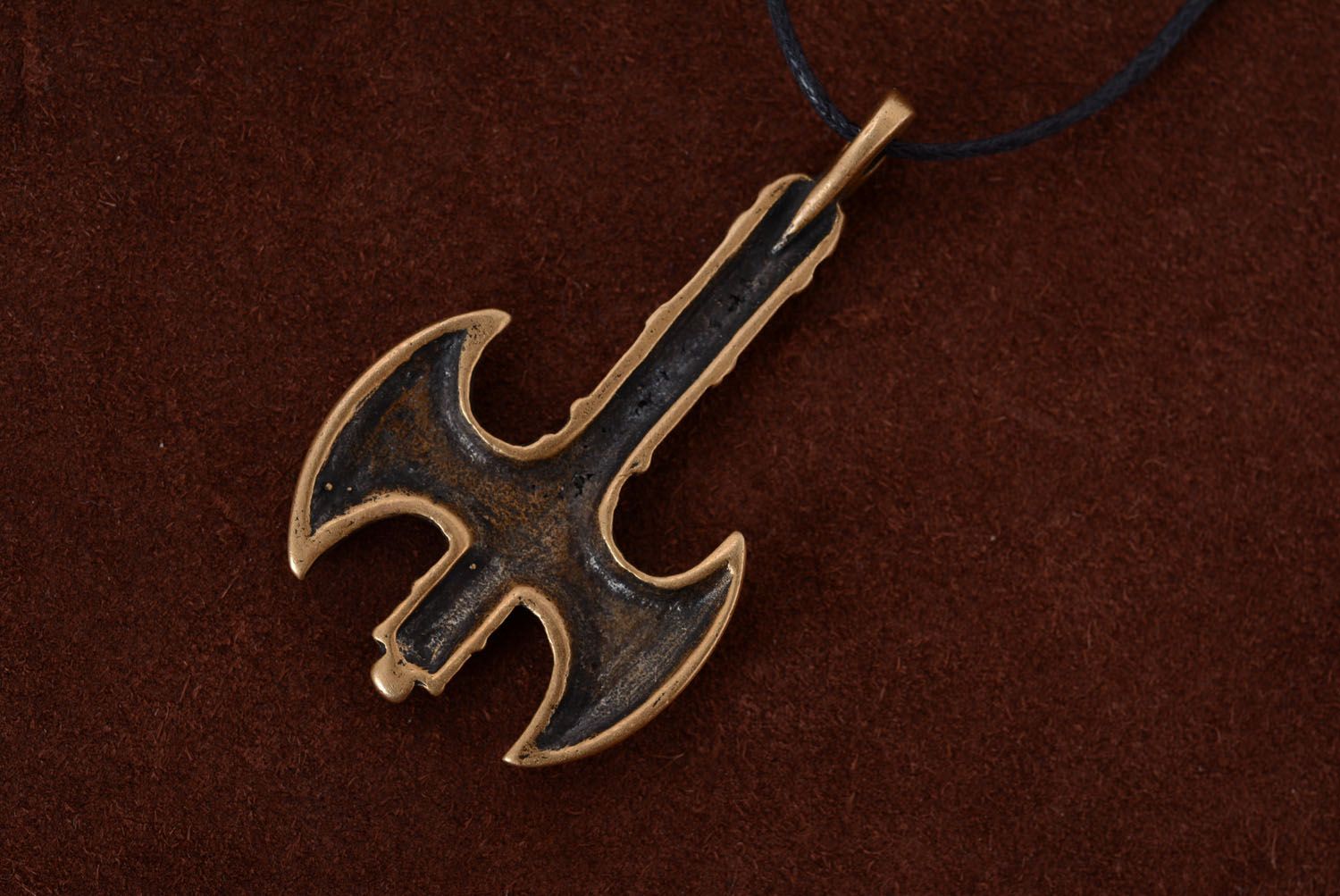Pendentif en bronze fait main original Hache celtique photo 5