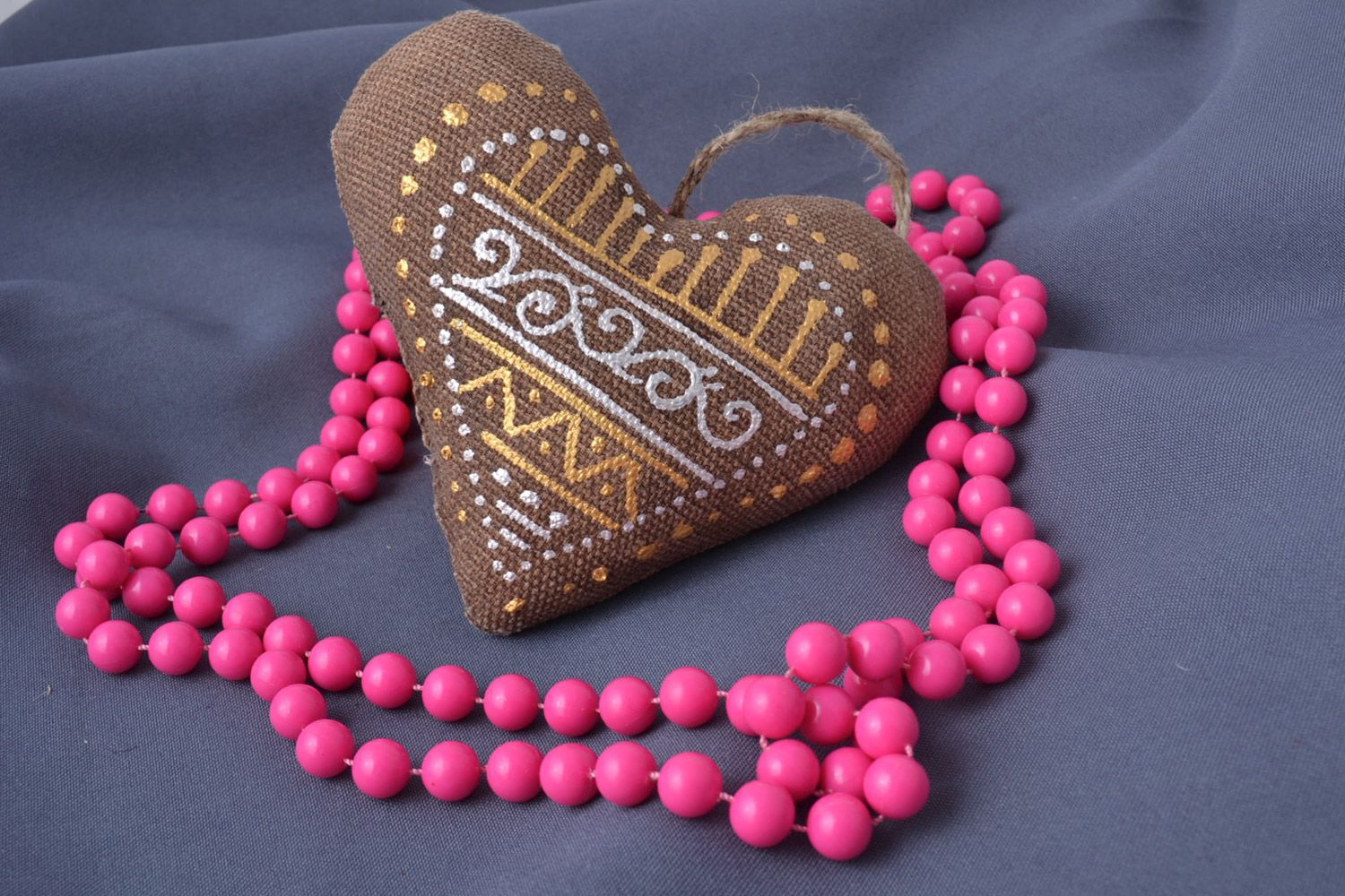 Handmade brown soft fragrant heart-shaped decorative wall hanging with painting photo 1