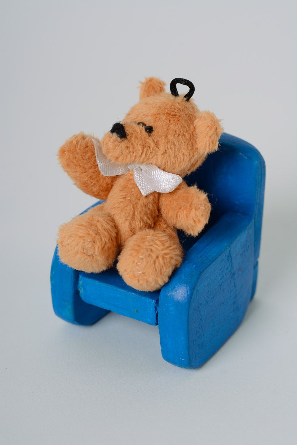 Мягкий брелок для ключей в виде игрушки медвежонка коричневый красивый handmade фото 1
