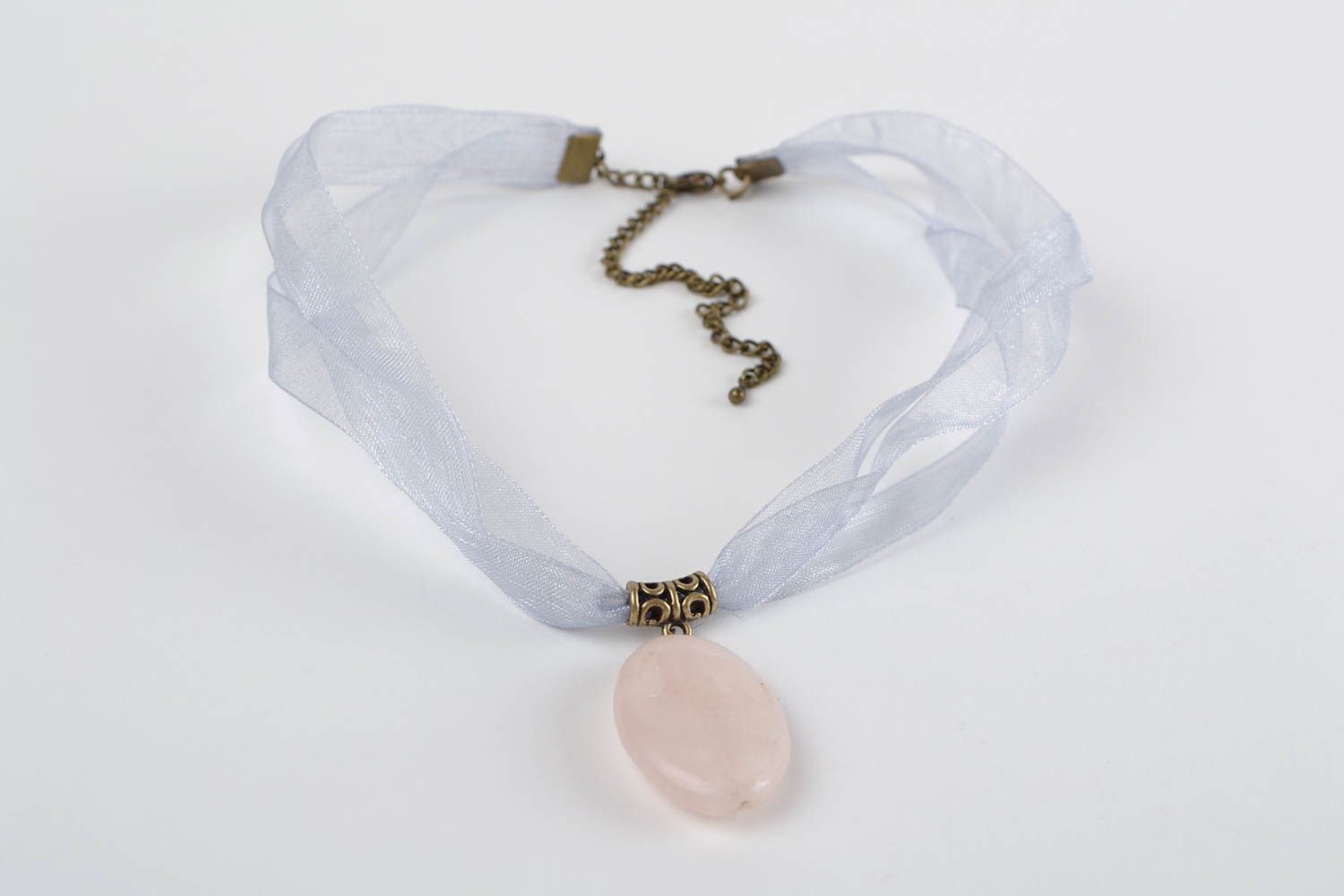 Pendentif ovale Bijoux fait main Accessoire femme en quartz rose lapin photo 10