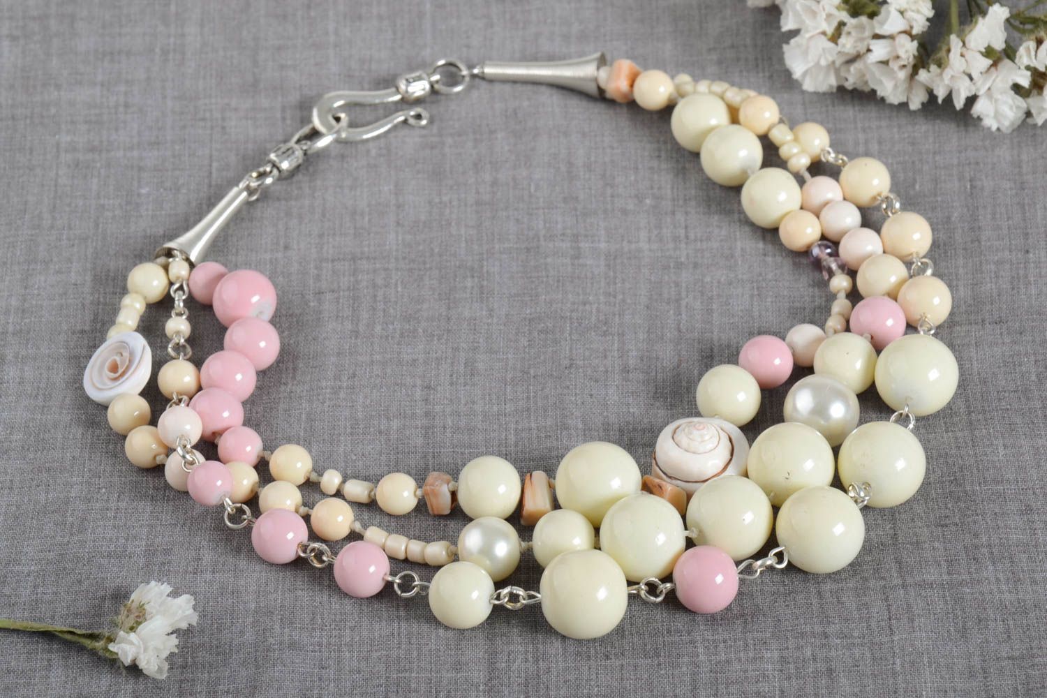 Beautiful handmade beaded necklace elegant bead necklace cool jewelry designs photo 1