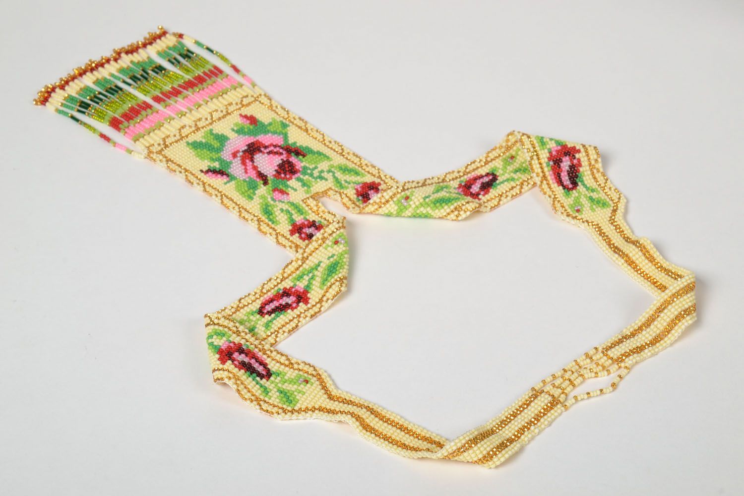 Ethno Halskette aus Rocailles Perlen Rosen foto 3