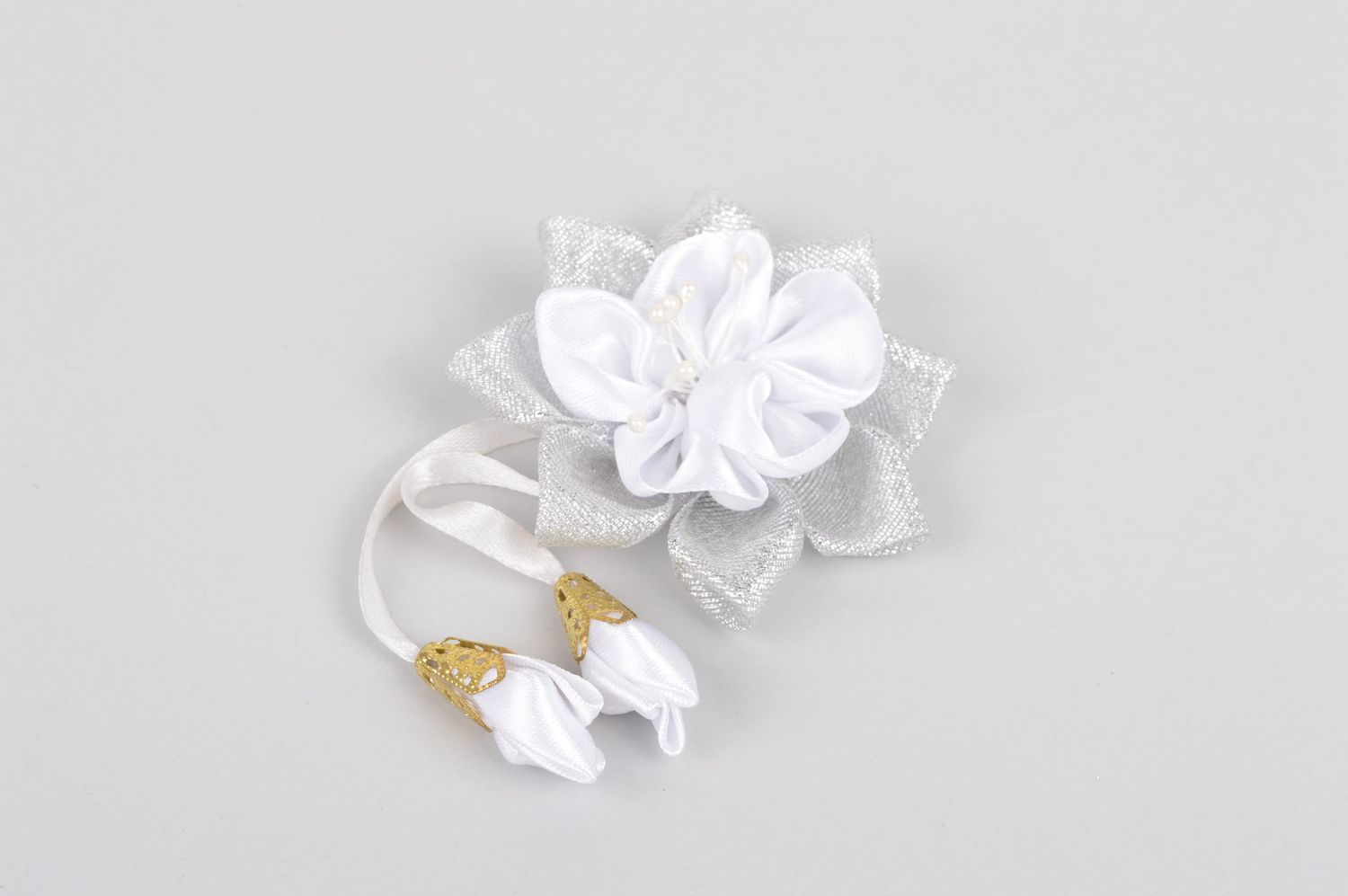 Handmade Haar Spange Mädchen Haarschmuck Mode Accessoire Blume aus Bändern foto 2