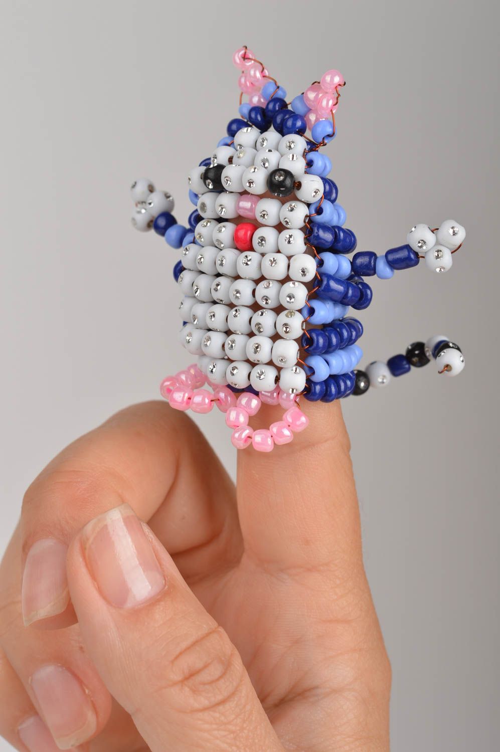 Beautiful funny handmade blue finger puppet toy cat woven of Chinese beads photo 4