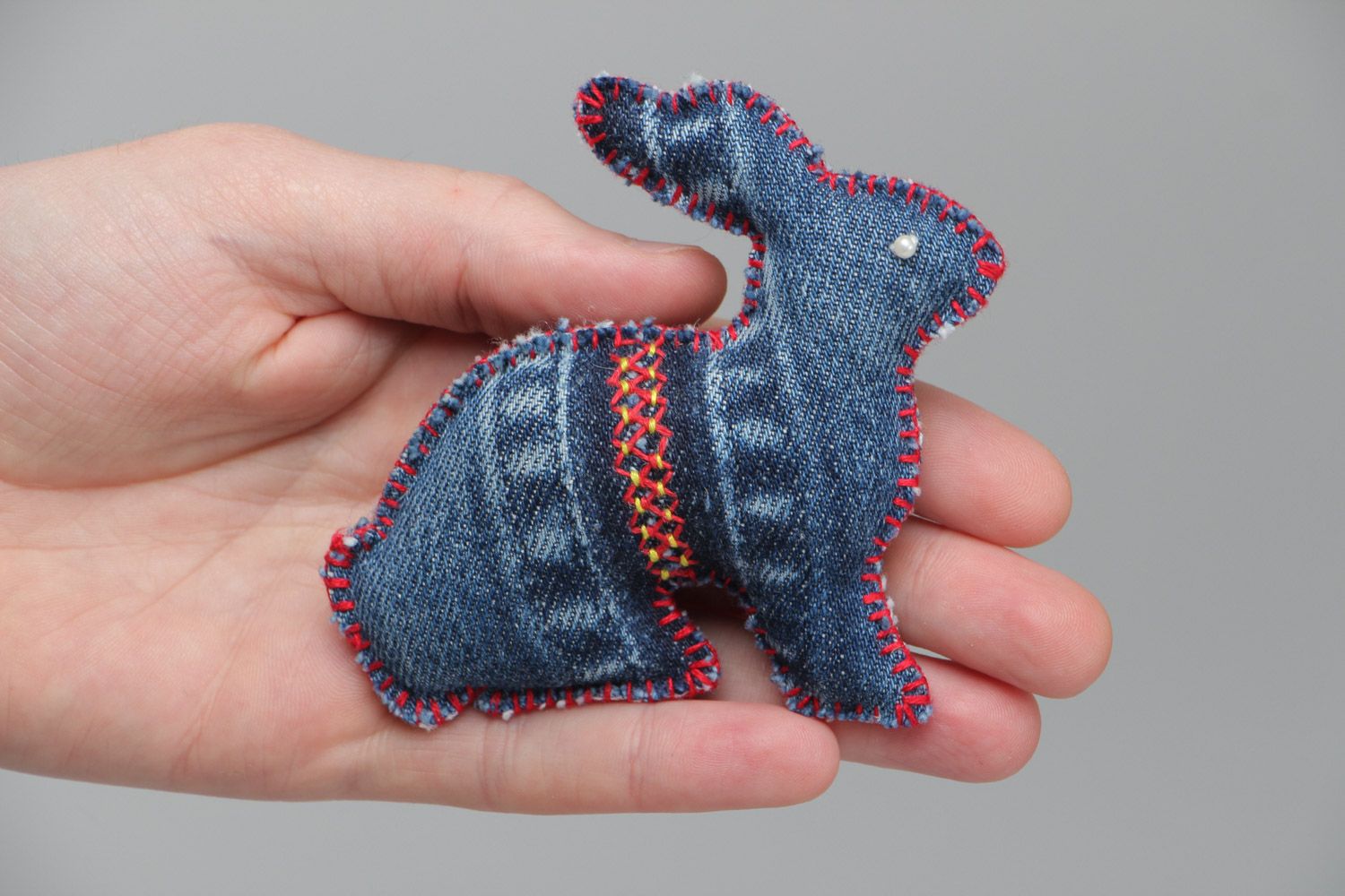 Пасхальный кролик из ткани ручной работы для декора дома игрушка интерьерная фото 5
