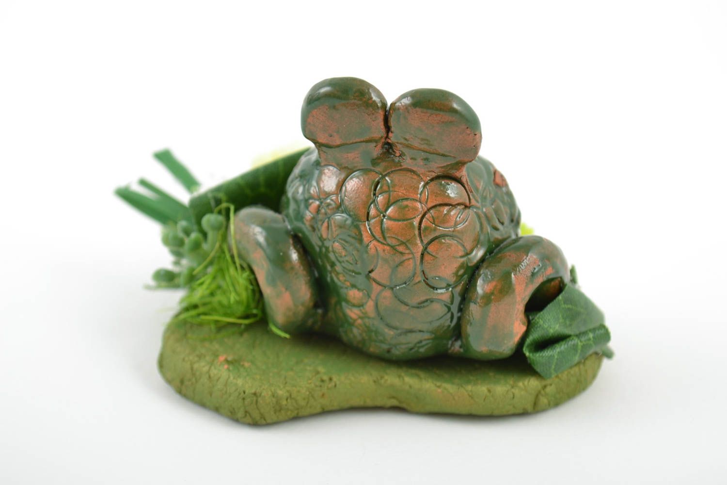 Handmade small decorative ceramic collectible figurine of frog with flowers photo 4