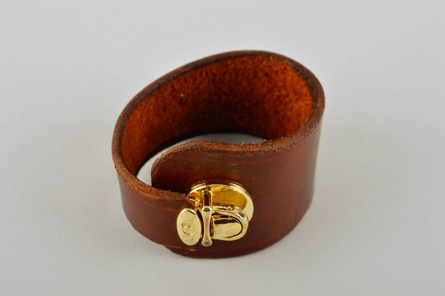 Bracelet cuir marron Bijoux fait main design stylé élégant Accessoires cuir photo 2
