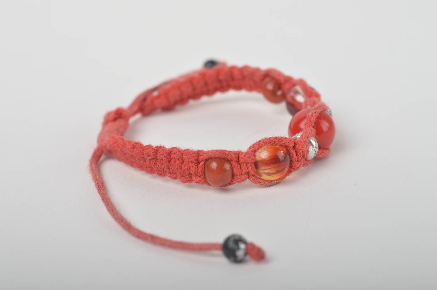 Bracelet tendance Bijou fait main rouge tressé perles céramiques Cadeau femme photo 3