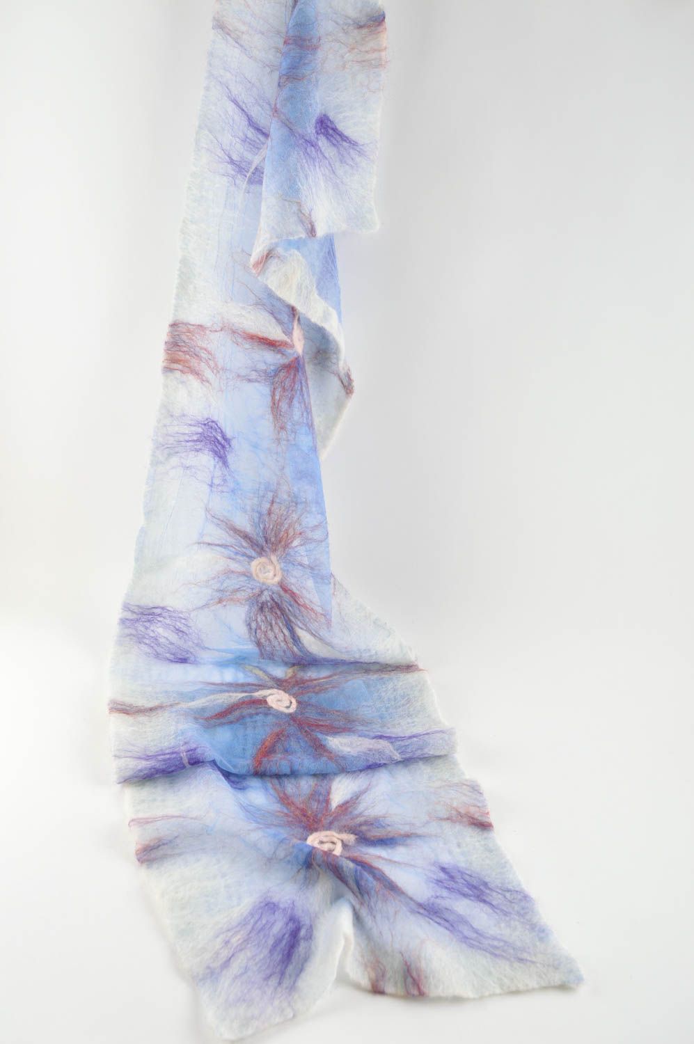 Теплый шарф женский аксессуар ручной работы валяный шарф светлый красивый фото 5