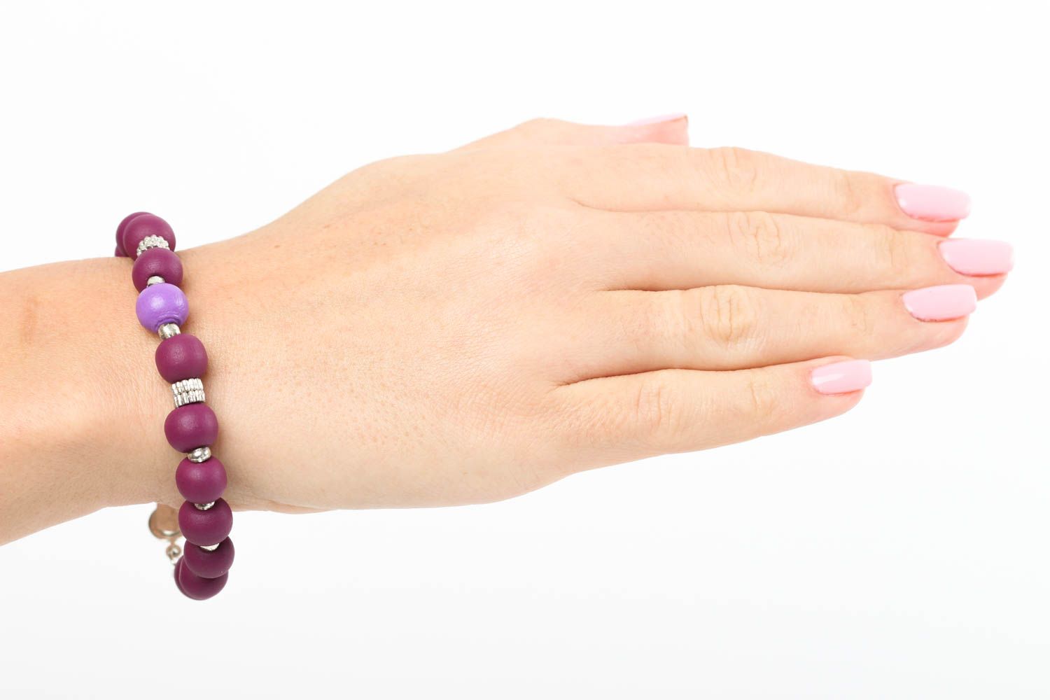 Bracelet tendance Bijou fait main violet en perles de bois Cadeau femme photo 6