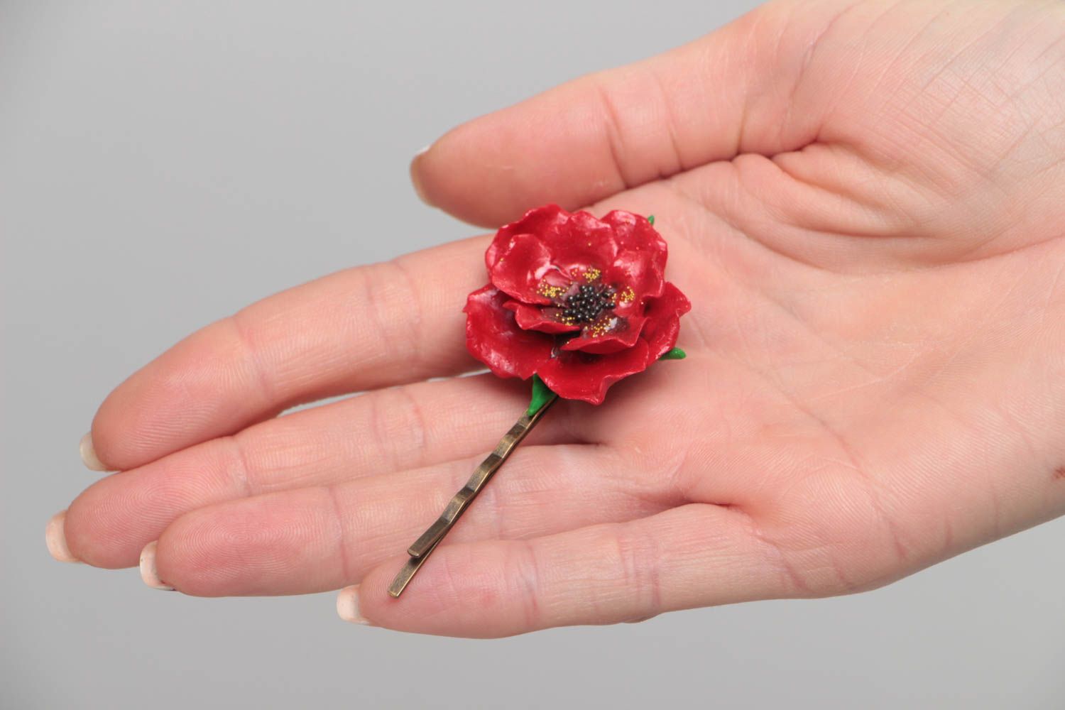 Pince invisible pour cheveux fleur de pavot rouge en pâte polymère faite main photo 5