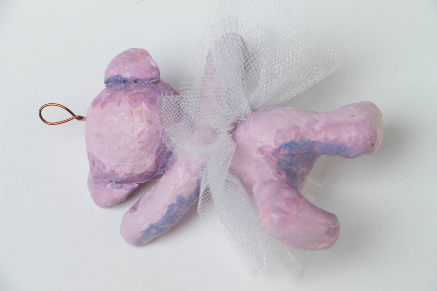 Расписная интерьерная подвеска из папье-маше в виде мишки розовой ручной работы фото 4