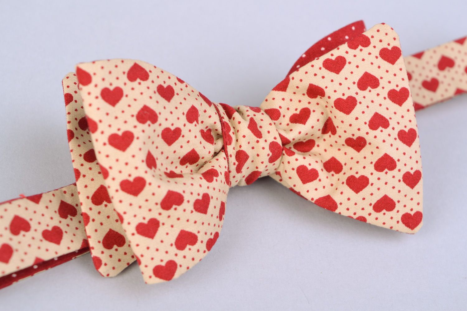 Handmade unusual bow tie sewn of cotton fabric with hearts pattern unisex photo 5