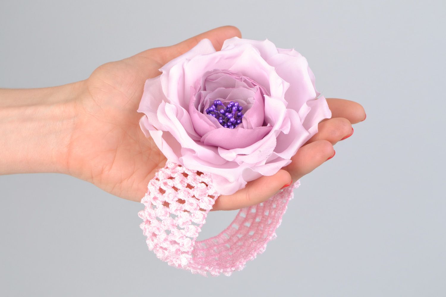 Banda para cabeza hecha a mano con flor de seda foto 2