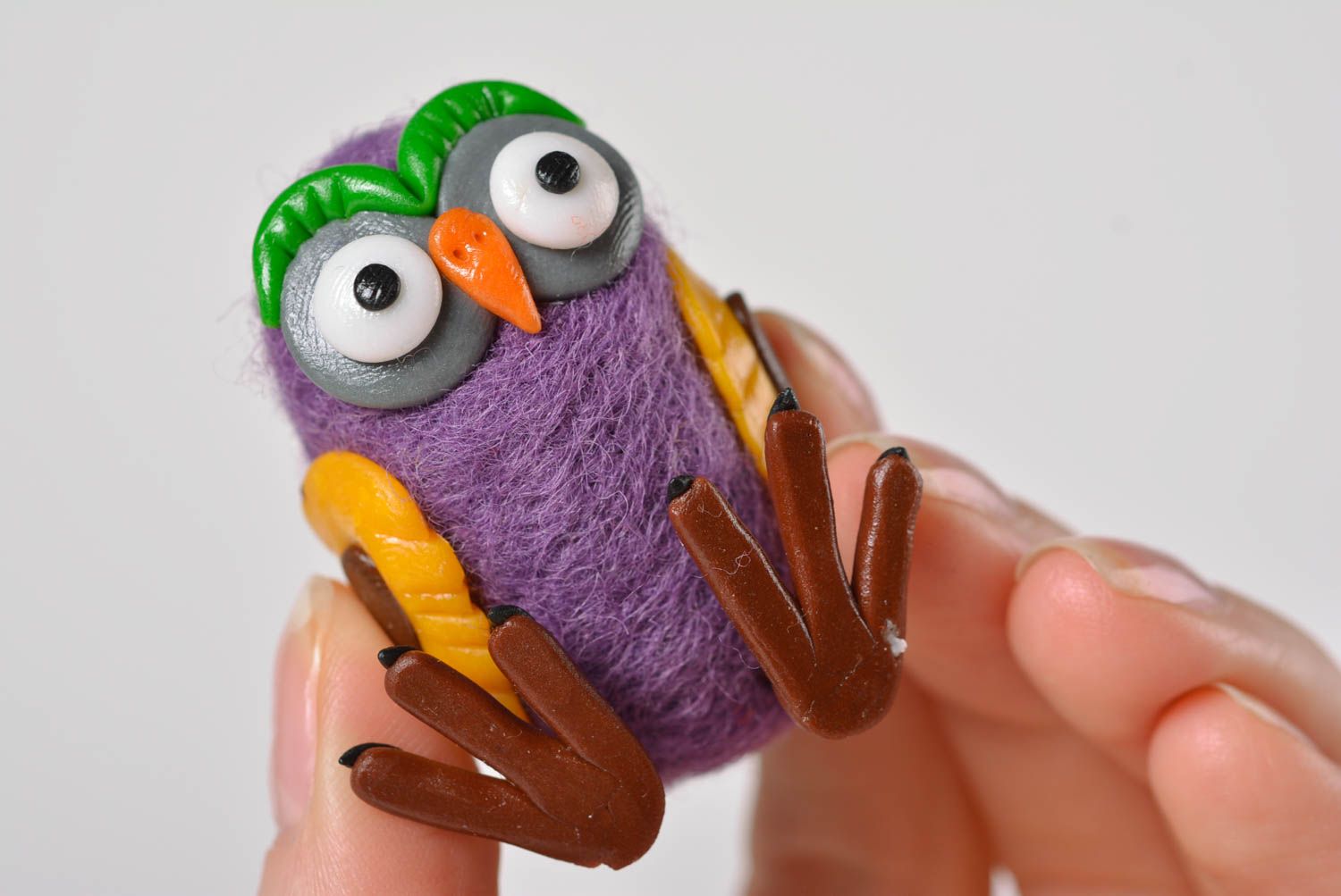 Валяная игрушка хэнд мэйд фигурка из пластики игрушка из шерсти Фиолетовая сова фото 4