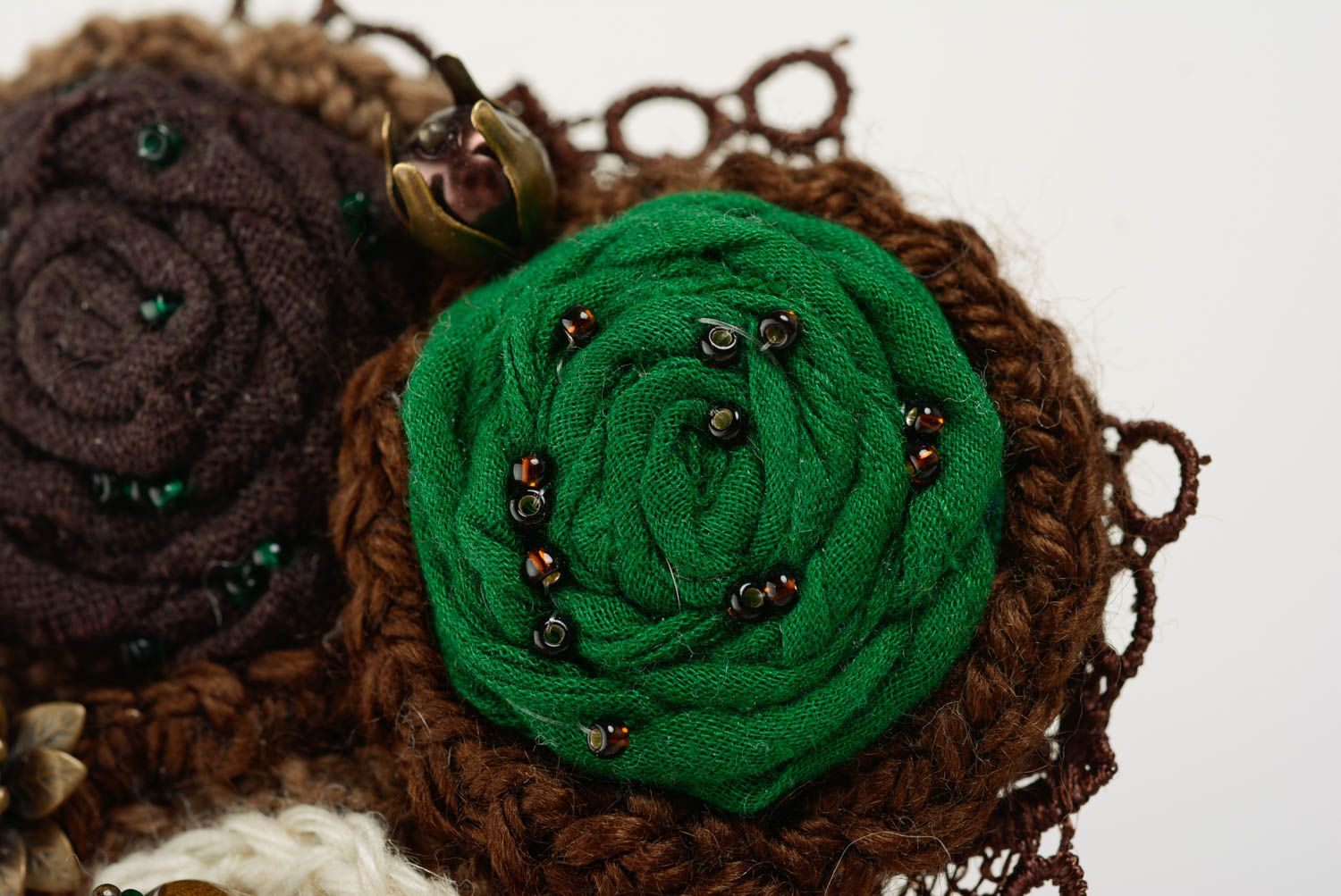 Handmade designer crochet brooch in brown and green colors with wooden beads photo 4
