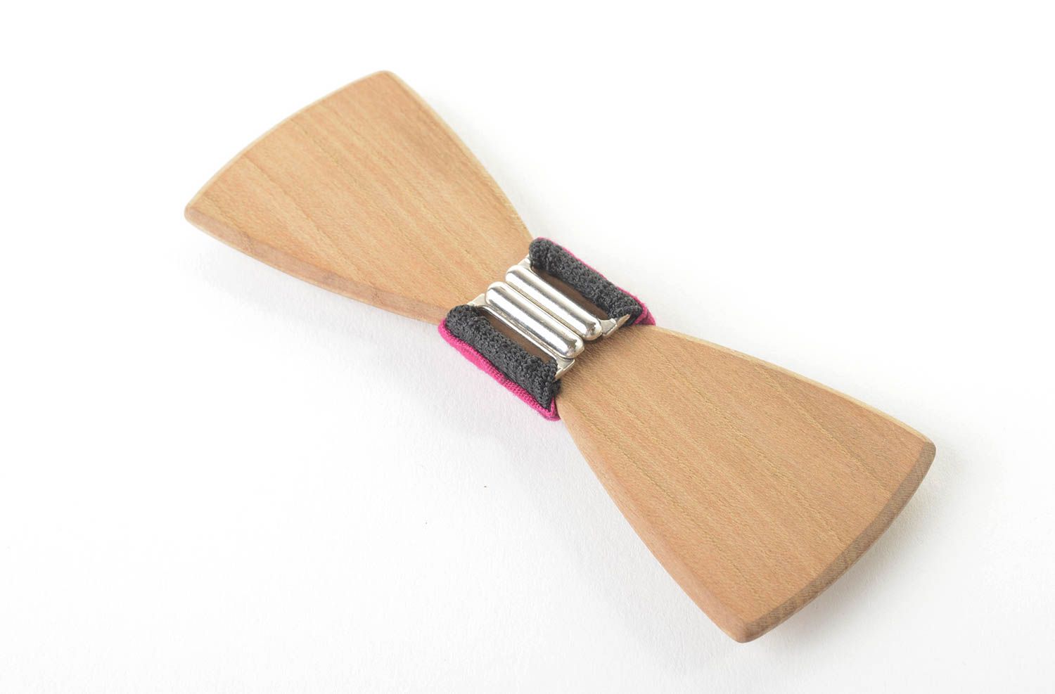 Schöne helle Fliege aus Holz handmade Accessoire für Männer Krawatte Fliege foto 2
