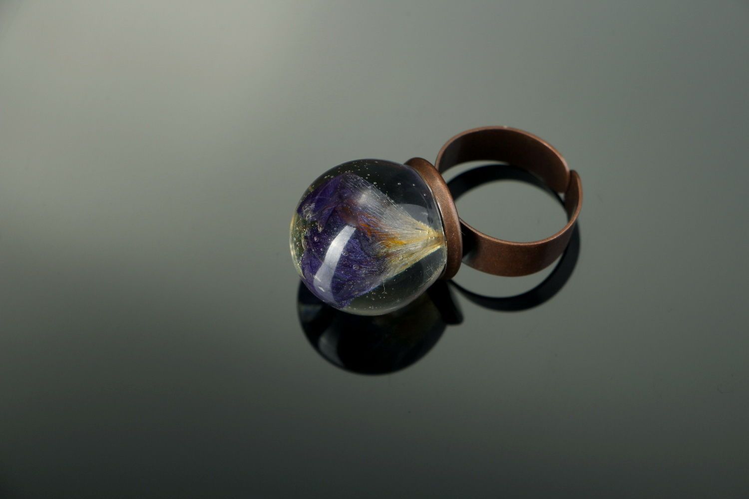 Ring with crocus flower photo 3