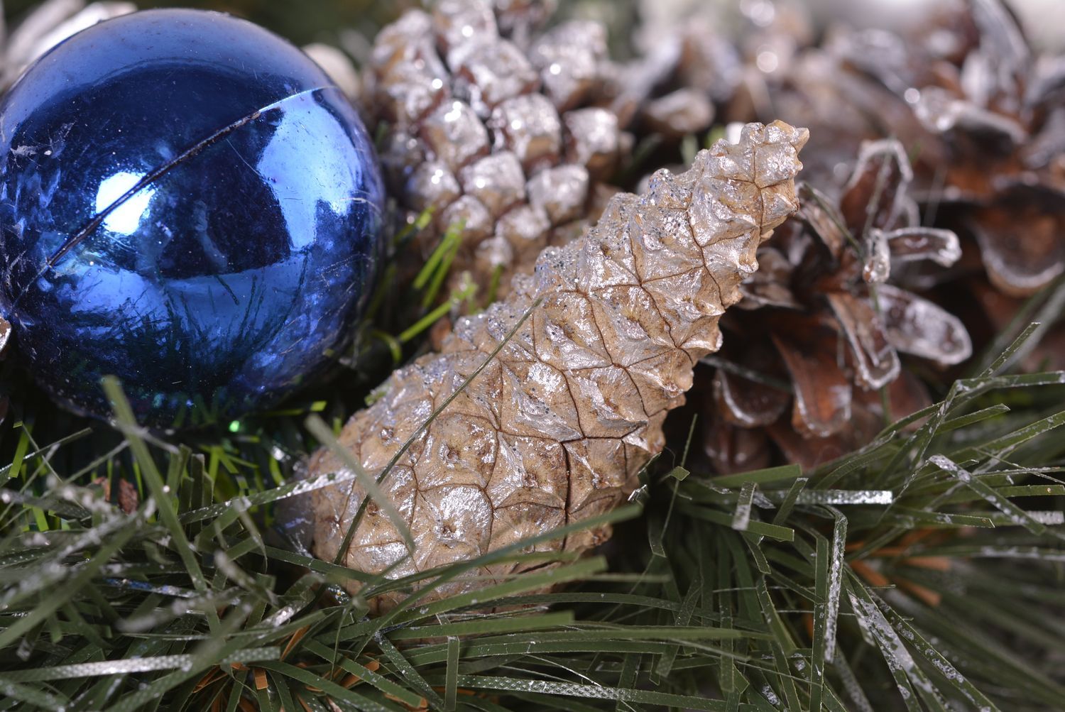 Couronne porte faite main Déco Noël boules rubans satin Accessoire design photo 4