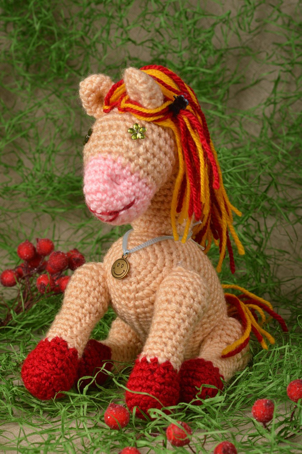 Peluche cheval Jouet fait main tricoté au crochet en acrylique Cadeau enfant photo 1