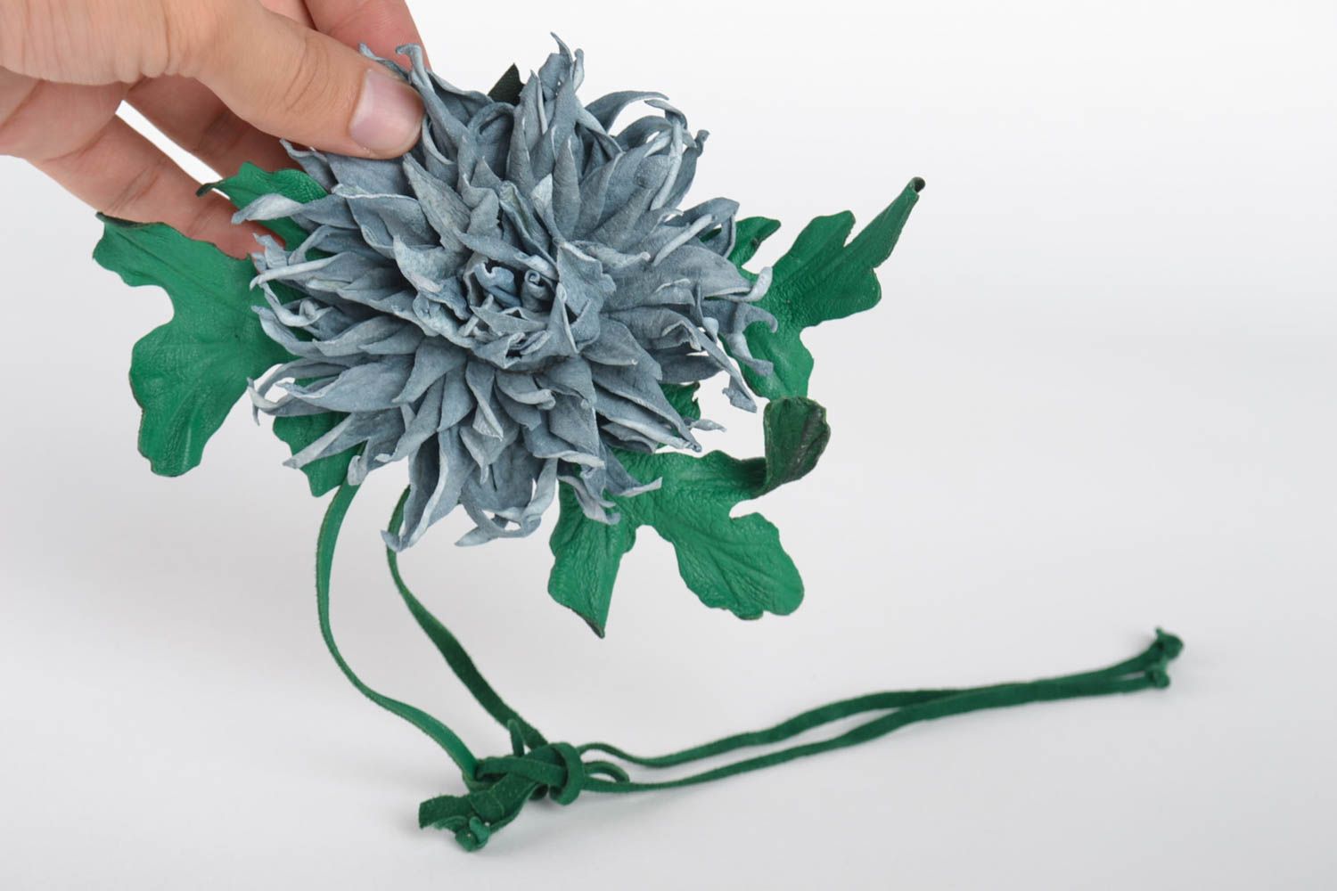 Colgante artesanal con flor de cuero bisutería hecha a mano regalo para mujer foto 5