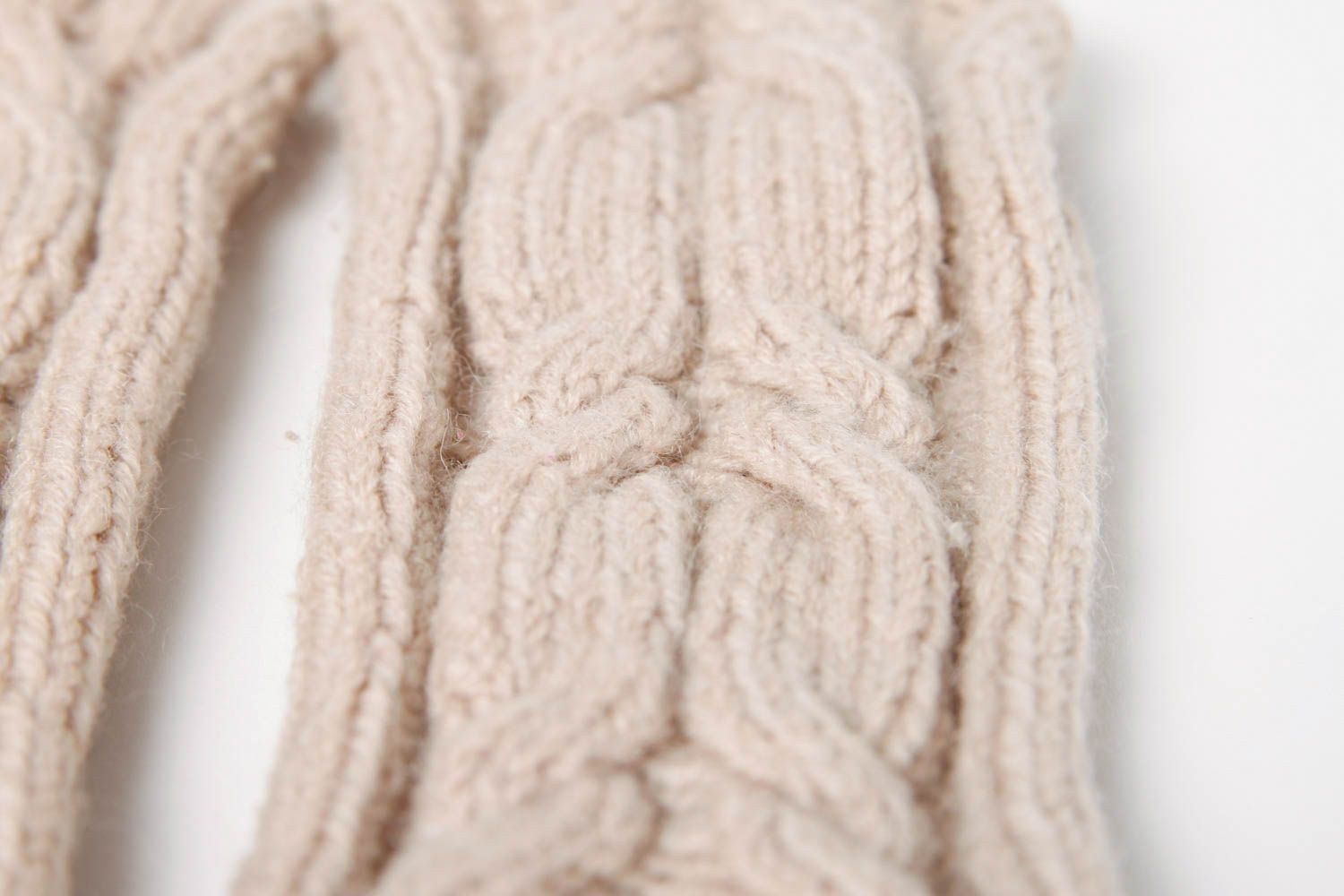 Guantes sin dedos hechos a mano color beige accesorio de moda ropa femenina foto 10