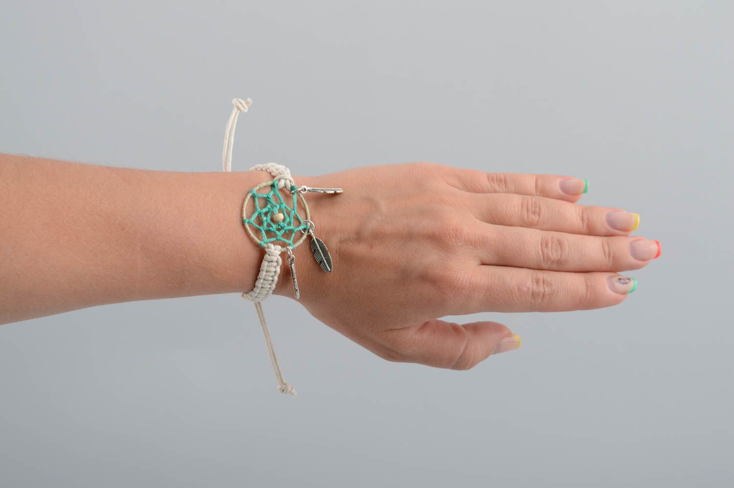 Handmade white waxed cord macrame wrist bracelet with dreamcatcher talisman photo 6